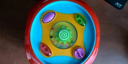 Игровой центр Мульти куб (свет, звук, озвучен по-русски) Kiddieland (049775) фото от покупателей 2