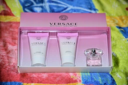 Набір для жінок Versace Bright Crystal Mini туалетна вода 5 мл + гель для душу 25 мл + лосьйон для тіла 25 мл (8011003994403/8011003810420)