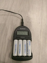 Акумулятор Ni-MH AA Esperanza EZA104W 2000 mAh у блістері 4шт Білий