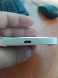 Беспроводное зарядное устройство EFIR S для iPhone White/Gold (MNA31EC121034) фото от покупателей 1