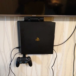 Крепление на стену ViMount PlayStation 4 PS4 PRO + 2шт держателей для геймпадов Dualshock 4 черный фото от покупателей 18
