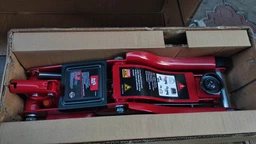 Профессиональный подкатной домкрат Torin T825010R низкий профиль 2 т (CE)/2.5 т (ASME) с поворотной ручкой 89-359 мм фото от покупателей 7