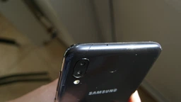 Мобильный телефон Samsung Galaxy M10 2/16GB Charcoal Black (SM-M105GDAGSEK) фото от покупателей 4