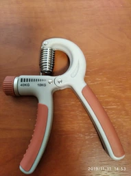 Кистевой эспандер LiveUp Adjustable Handgrip (LS3334-g) Green фото от покупателей 19
