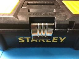 Ящик инструментальный Stanley Essential TB пластиковый с металлическим замком 32x18.8x13.2 см (STST1-75515) фото от покупателей 11