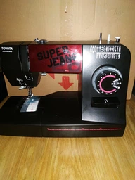 Швейная машина TOYOTA Super Jeans 26