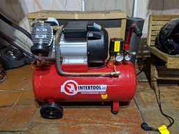 Компресор 50 л, 4 HP, 3 кВт, 220 В, 10 aтм, 420 л/хв., 2 циліндри INTERTOOL PT-0007 фото від покупців 14
