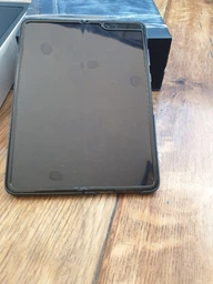 Мобильный телефон Samsung Galaxy Fold 12/512GB Black фото от покупателей 4