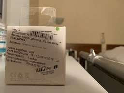 Адаптер Apple Lightning - 3.5 mm White (MMX62ZM/A) фото от покупателей 18