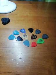 Медиаторы Dunlop PVP102 Pick Variety Pack Medium/Heavy (12 шт.) фото от покупателей 14