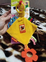 Игрушка мягконабивная Macik Забавка ромб с прорезывателем (МС 030601-02) фото от покупателей 4