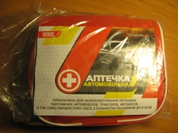 Аптечка медицинская автомобильная Poputchik АМА-1 согласно ТУ футляр мягкий (02-006-М) фото от покупателей 13