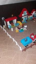 Конструктор LEGO DUPLO Пригоди на фермі 104 деталі (10869)