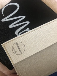 Обкладинки на паспорт для пари Mr і Mrs з чорної й білої екошкіра Unique Covers(180 Passport Holder) фото від покупців 1