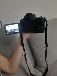 Зеркальная фотокамера Canon EOS 250D + объектив 18-55 IS Black (3454C007AA) (официальная гарантия)