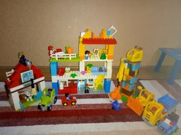 Конструктор LEGO DUPLO Семейный дом 69 деталей (10835) фото от покупателей 13