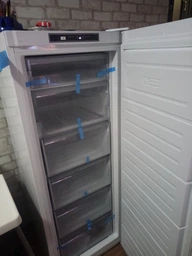Морозильна камера SHARP SJ-S1182E2W-UA фото від покупців 7