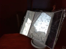 Зеркало для макияжа с LED подсветкой Superstar Magnifying Mirror фото от покупателей 13
