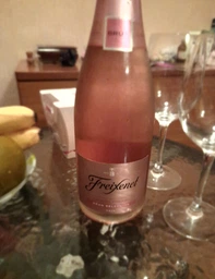 Вино ігристе Freixenet Cava Cordon Rosado рожеве брют ігристе 0.75 л 12% (8410036001094) фото від покупців 1