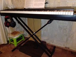 Стійка для синтезатора Сценічного піаніно SOUNDKING DF032 (SKDF032) фото від покупців 9