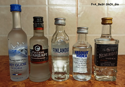 Горілка Grey Goose 0.05 л 40% (80480280055_5010677850407) фото від покупців 3