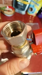 Шариковый кран прямой с накидной гайкой BIANCHI 1/2х1/2" внутренняя-внешняя резьба, red/красный (528M04040F)