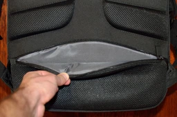 Рюкзак для ноутбука Lenovo 17" Legion Backpack II (GX40V10007) фото от покупателей 8