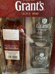 Набор Виски Grant's Triple Wood 0.7 л 40% + 2 стакана (5010327214009) фото от покупателей 15
