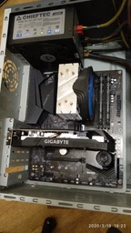 Материнская плата Gigabyte X570 Gaming X (sAM4, AMD X570, PCI-Ex16) фото от покупателей 2