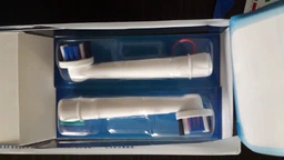 Насадка к электрической зубной щетке Oral-B 3D WHITE (4210201757757) фото от покупателей 5