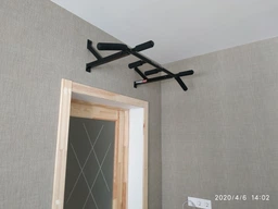 Домашний настенный турник 4 хвата PowerPullUp + Параллельный хват черный фото от покупателей 7