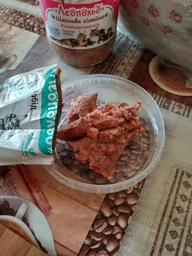 Упаковка влажного корма для кошек Леопольд Готовый обед в соусе с мясом птицы и креветками с овощами 24 шт по 100 г (4820185491822-24) фото от покупателей 5