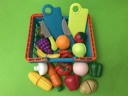 Игровой набор Овощи фрукты на липучках в корзинке фото от покупателей 6