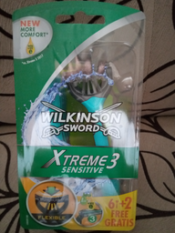 Одноразові станки Wilkinson Sword Xtreme 3 Sensitive 4+2 шт (4027800010707) фото від покупців 12