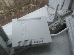 Маршрутизатор MikroTik RB951G-2HnD для офиса, кафе и дома. фото от покупателей 3