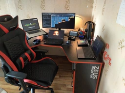 Геймерский угловой стол ZEUS™ IGROK-TOR, черный/красный фото от покупателей 6