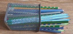 Набір олівців чорнографітних шестигранних BIC Evolution Stripes HB з гумкою 12 шт (3086123278189)