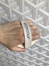 Щітка для сухого масажу EcoTools "Dry Body Brush" бамбукова ручка із синтетичним ворсом / щетиною середньої жорсткості для лімфодренажу тіла від целюліту (1 шт.) фото від покупців 5