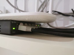Коммутатор TP-LINK TL-SG108E 8*1Гбит/с / до 32 VLAN одновременно фото от покупателей 4