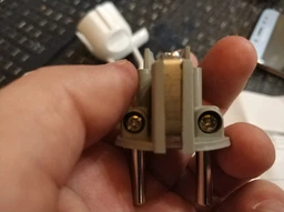 Вилка бытовая угловая с заземлением и ручкой 16А [s9100046] E.NEXT e.plug.angle.005.16 фото от покупателей 2