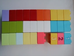 Конструктор LEGO DUPLO Classic Коробка с кубиками 65 деталей (10913) фото от покупателей 18