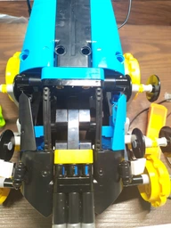Конструктор LEGO Technic Каскадерський гоночний автомобіль на радіоуправлінні 324 деталі (42095) фото від покупців 13