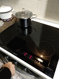 Робоча поверхня GORENJE ECT 647 BCSC