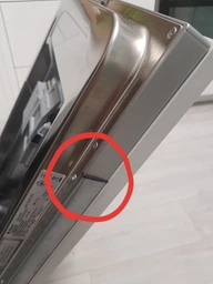Посудомийна машина Hotpoint-ariston HSIO 3O23WFE