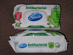 Упаковка влажных салфеток Smile Antibacterial Лайм-мята с витаминами 2 пачки с клапаном по 100 шт (4823071636741) фото от покупателей 1