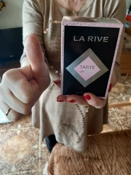 Парфумована вода для жінок La Rive Taste of Kiss 100 мл (5901832067139) фото від покупців 3
