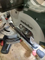 Торцовочная пила Metabo KGSV 72 Xact Sym (612216000) фото от покупателей 3