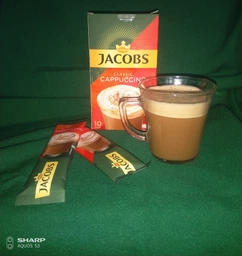 Напій кавовий розчинний Jacobs Classic Cappuccino 18.7 г х 10 шт (8714599106365) фото від покупців 3