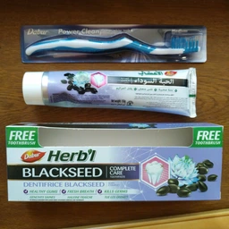 Зубна паста аюрведична Чорний кмин Dabur Herb'l, 150 г + щітка фото від покупців 1