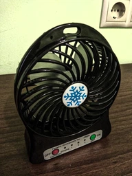 Вентилятор настольный Mini Fan XSFS-01 с аккумулятором 18650 Black фото от покупателей 4
